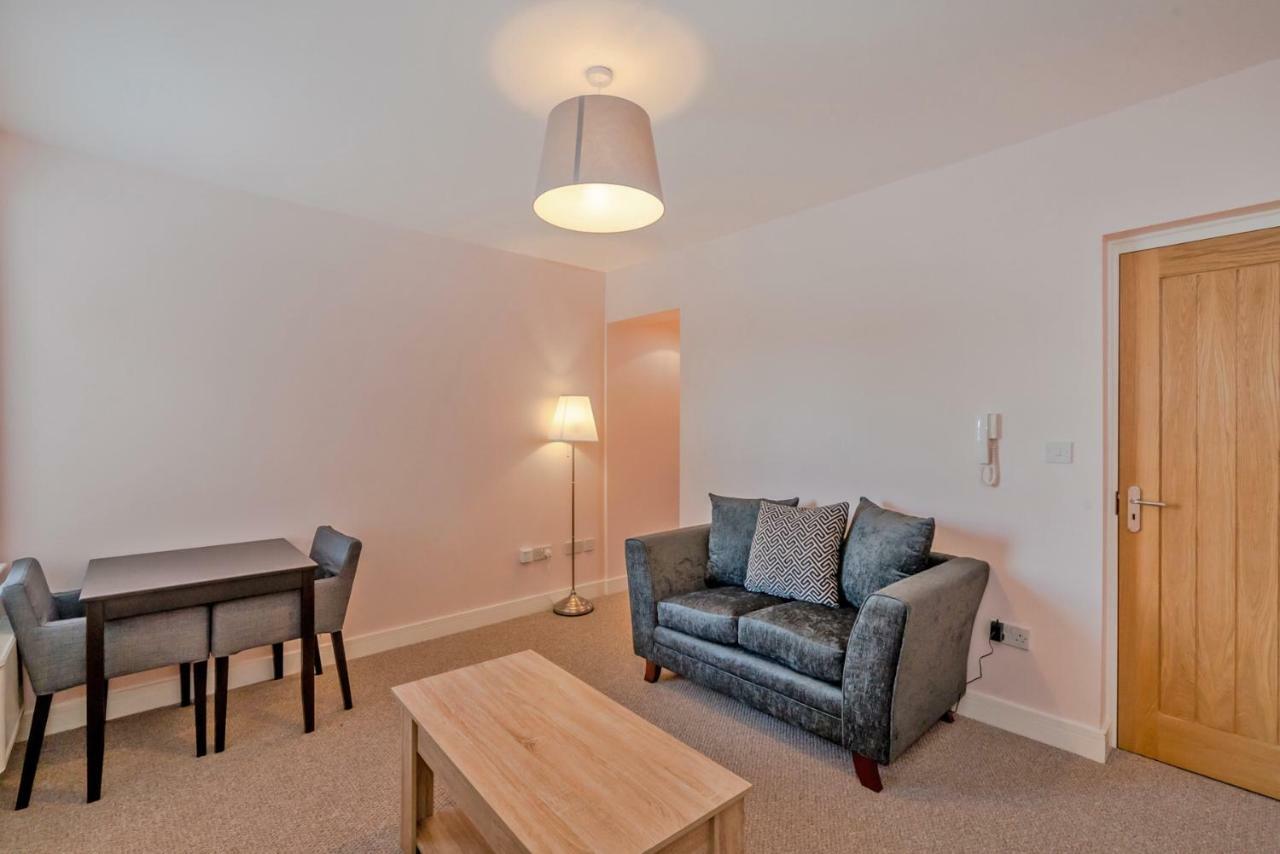 Cannock Hotel Apartments Eksteriør billede