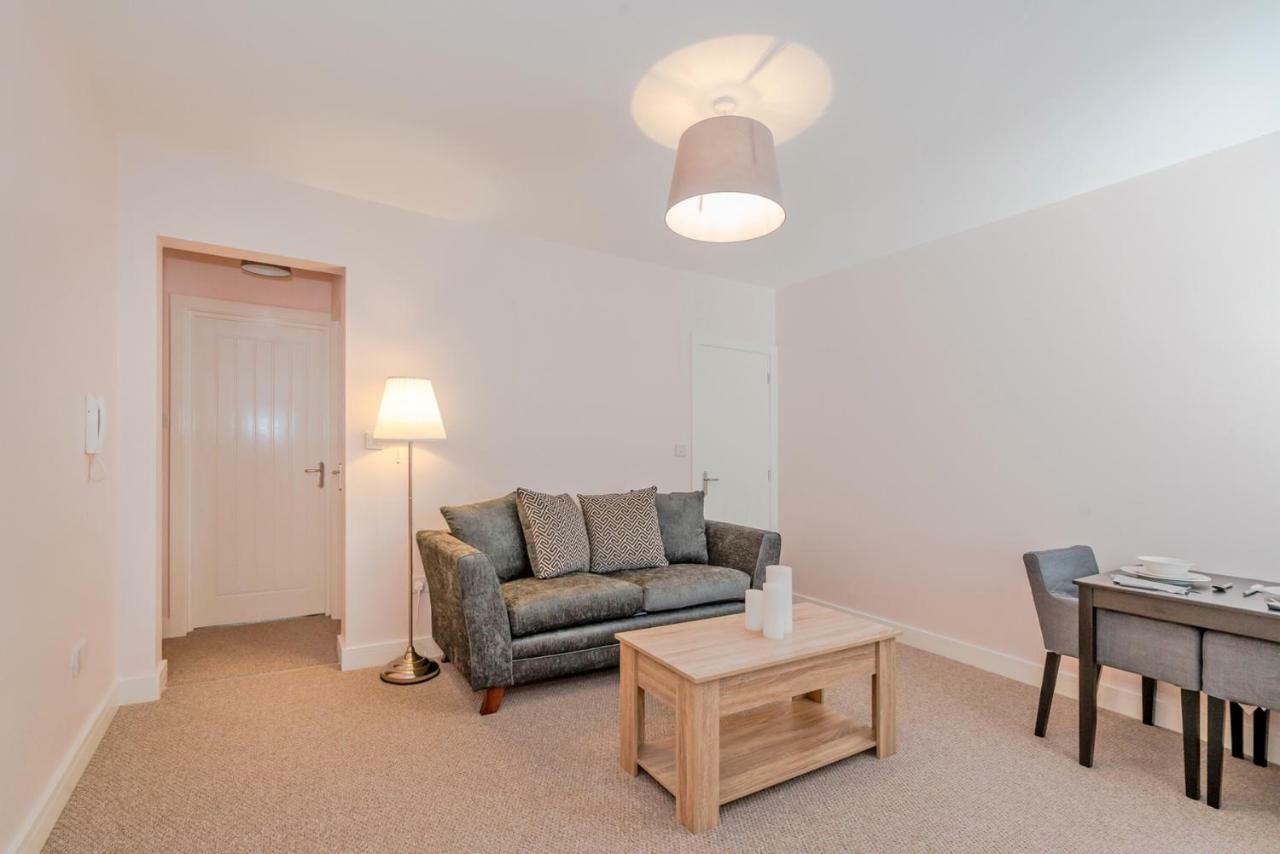 Cannock Hotel Apartments Eksteriør billede